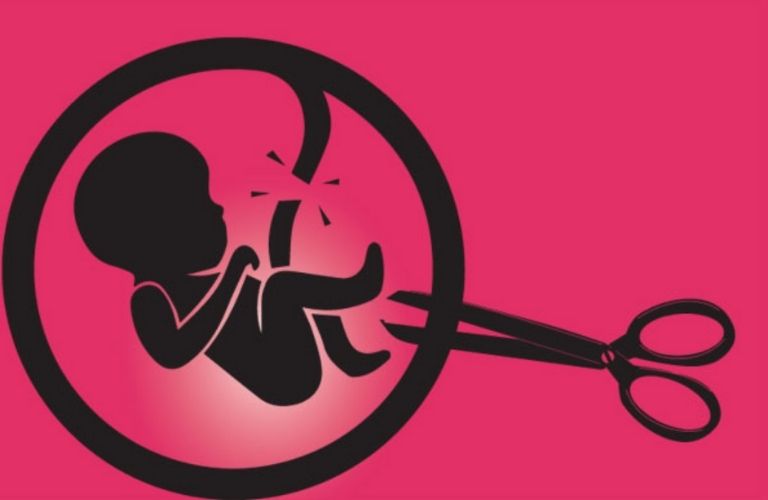 Phá thai gây nên những tổn thương sâu ở tử cung