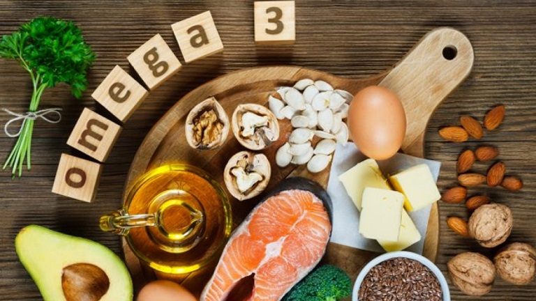 Các thực phẩm giàu omega 3 cũng nằm trong danh sách "cholesterol cao nên ăn gì"