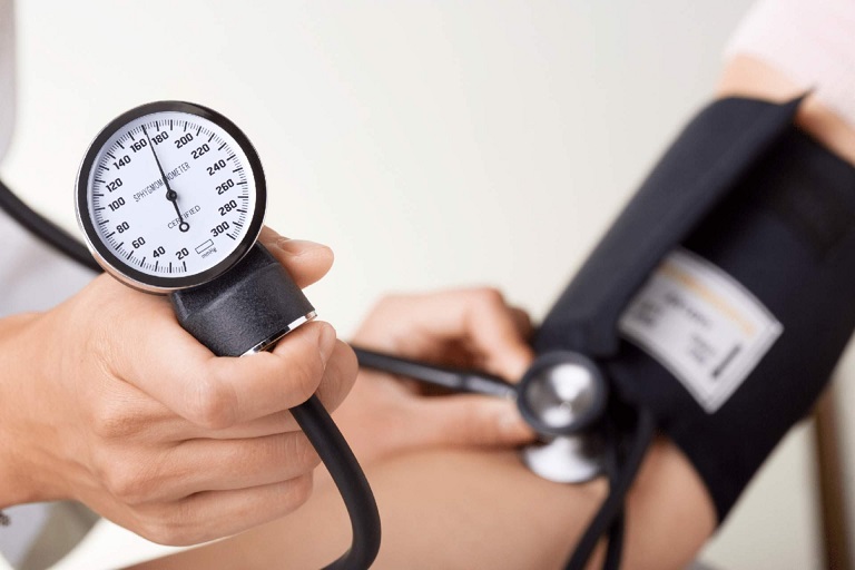 Đi tiểu nhiều làm tăng nguy cơ mắc các bệnh lý về huyết áp, tim mạch