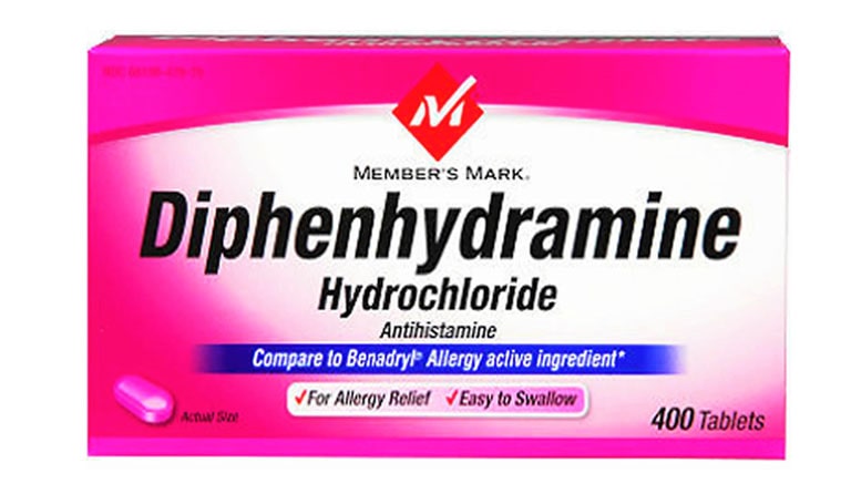 Diphenhydramine được sử dụng dạng tiêm và dạng uống