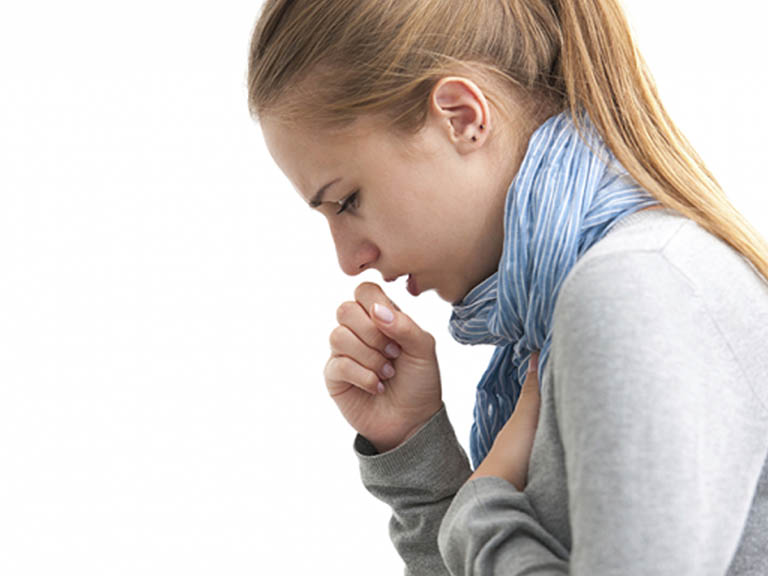 Nguy cơ lây nhiễm trực tiếp khi tiếp xúc với người bệnh mắc viêm họng hạt