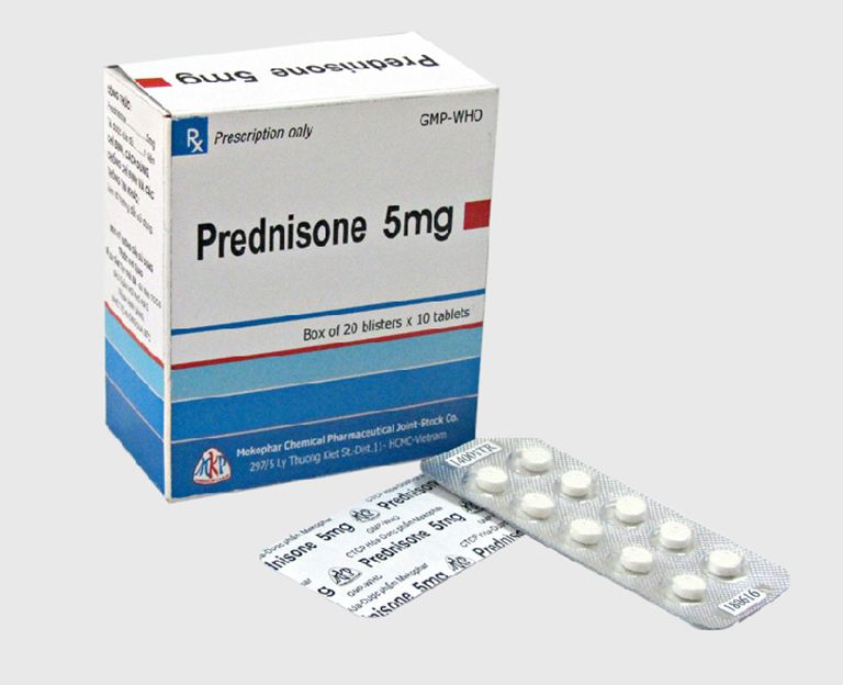 Prednisone là thuốc giảm đau liều mạnh cần được dùng theo hướng dẫn của bác sĩ