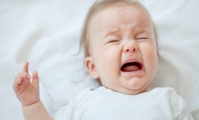 Người bệnh viêm amidan có thể gặp phải hội chứng ngưng thở khi ngủ ở trẻ nhỏ rất nguy hiểm