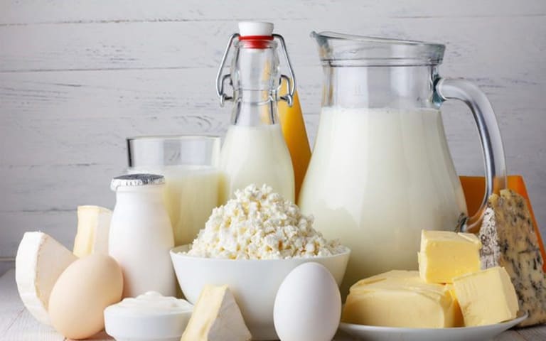 Các sản phẩm được làm từ sữa gây kích ứng da, người bị bệnh ngoài da không nên sử dụng