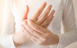 Viêm khớp tay: Nguyên nhân, triệu chứng và cách điều trị hiệu quả nhất