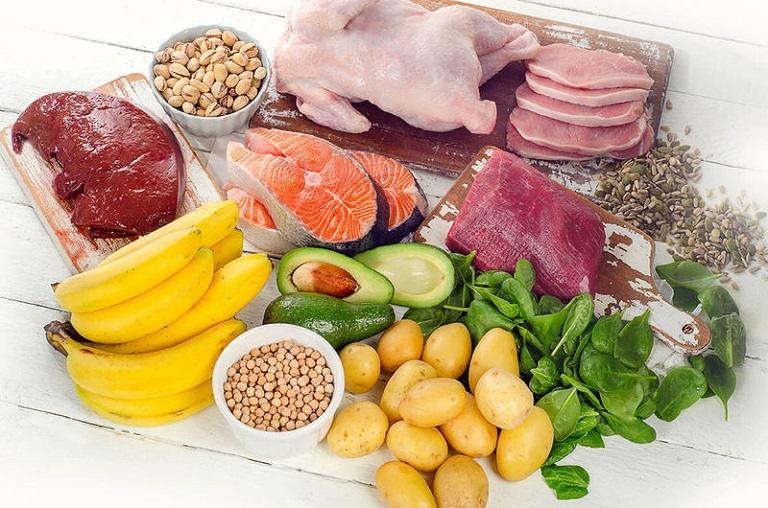 Thực phẩm chứa vitamin là ưu tiên hàng đầu khi gặp phải tình trạng lột da tay bị ngứa
