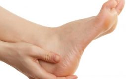 Ngứa gót chân: Tìm hiểu nguyên nhân và cách điều trị hiệu quả