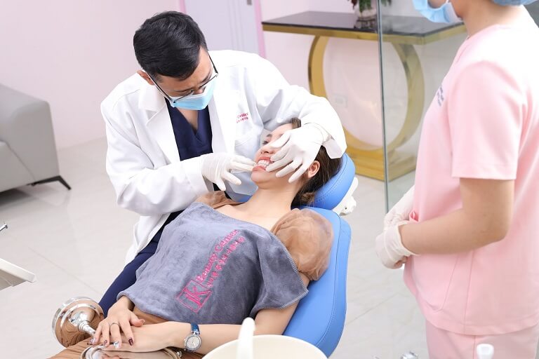 JK Dental nơi có nhiều năm kinh nghiệm trong lĩnh vực nha khoa thẩm mỹ