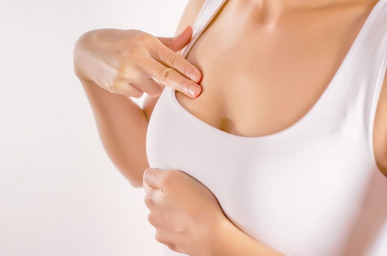 Massage có thể làm giảm cảm giác đau, căng ngực hiệu quả