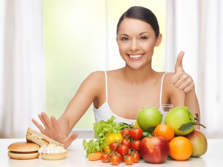 Áp dụng chế độ ăn uống khoa học giúp phụ nữ giảm căng và đau ngực nhanh chóng