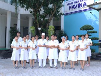 Đội ngũ y bác sĩ tại bệnh viện Favina