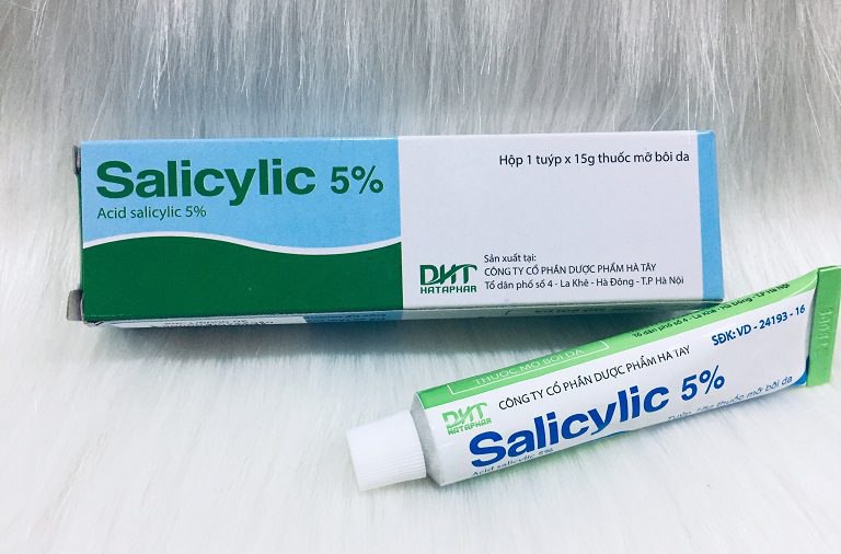 Thuốc Acid Salicylic giúp cung cấp độ ẩm cho da, tránh xảy ra tình trạng bong tróc và nứt nẻ