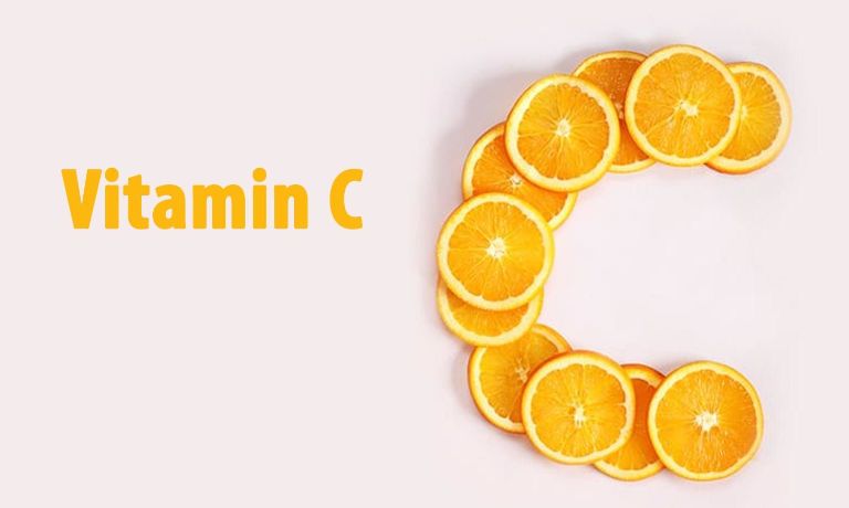 Bệnh nhân bị dị ứng mỹ phẩm được chỉ định sử dụng vitamin C