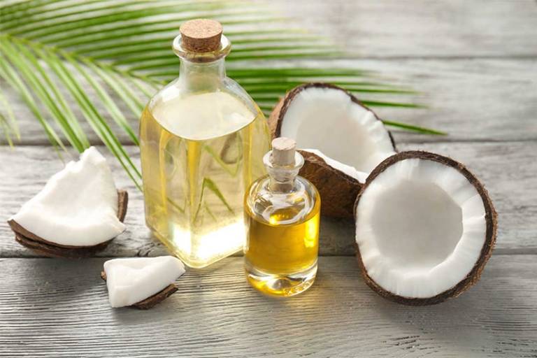Trong dầu dừa có hàm lượng vitamin E dồi dào